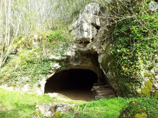 Image illustrant : La grotte de Belle-Roche